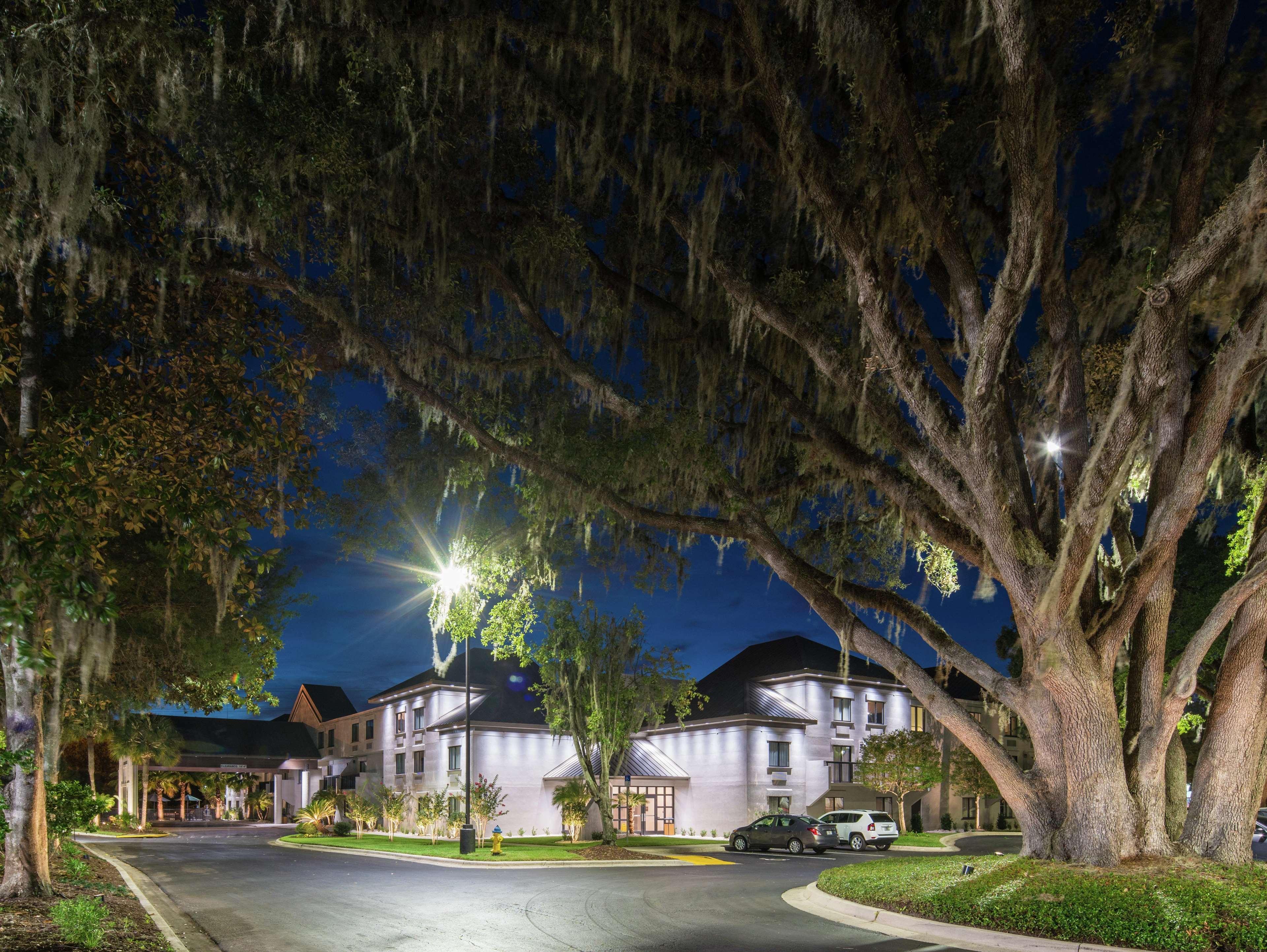 Doubletree By Hilton Gainesville Exterior foto